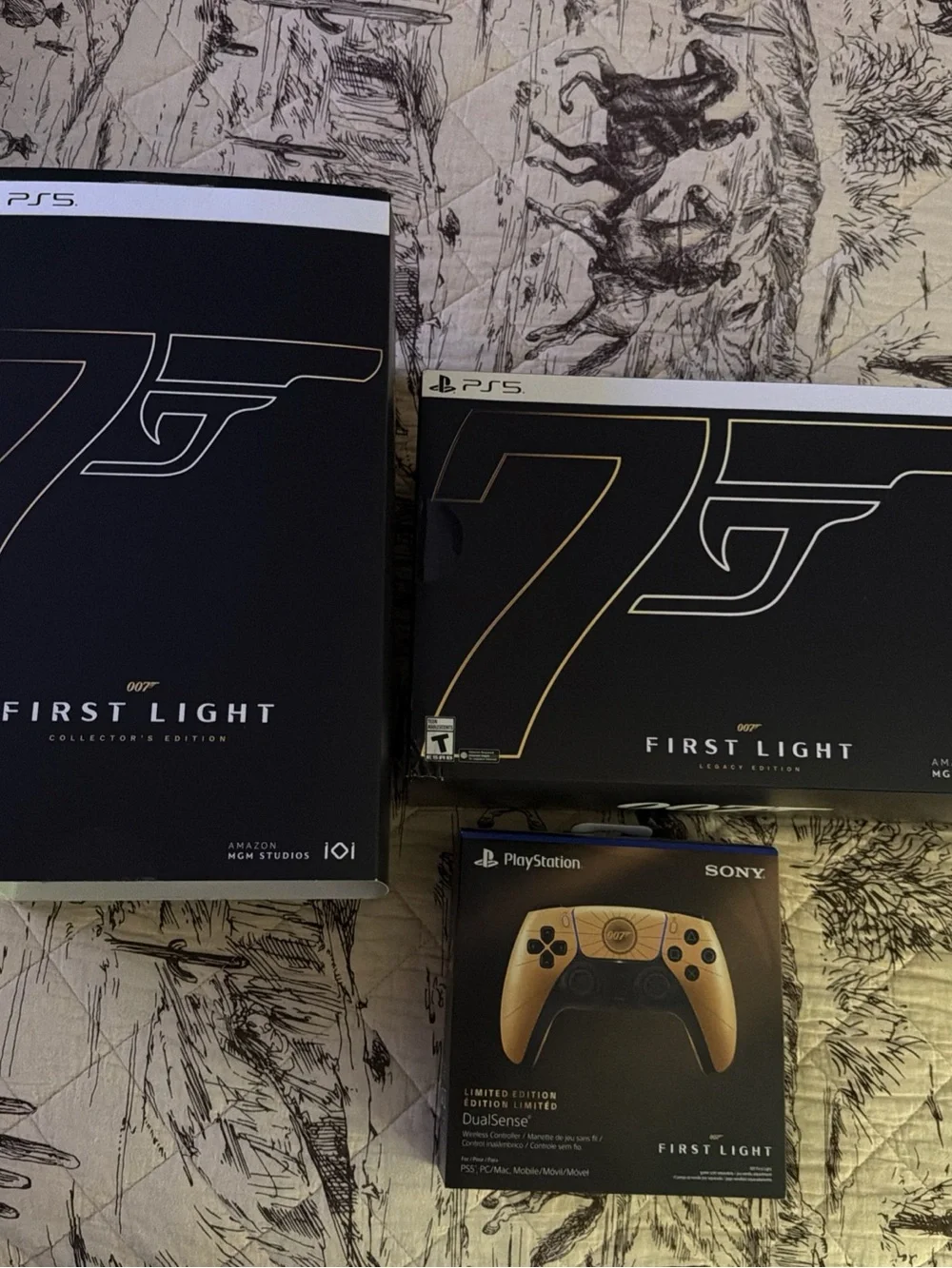 PS5 007 /First Light Legacy & Collectors Editions / Limited Edition Controller
